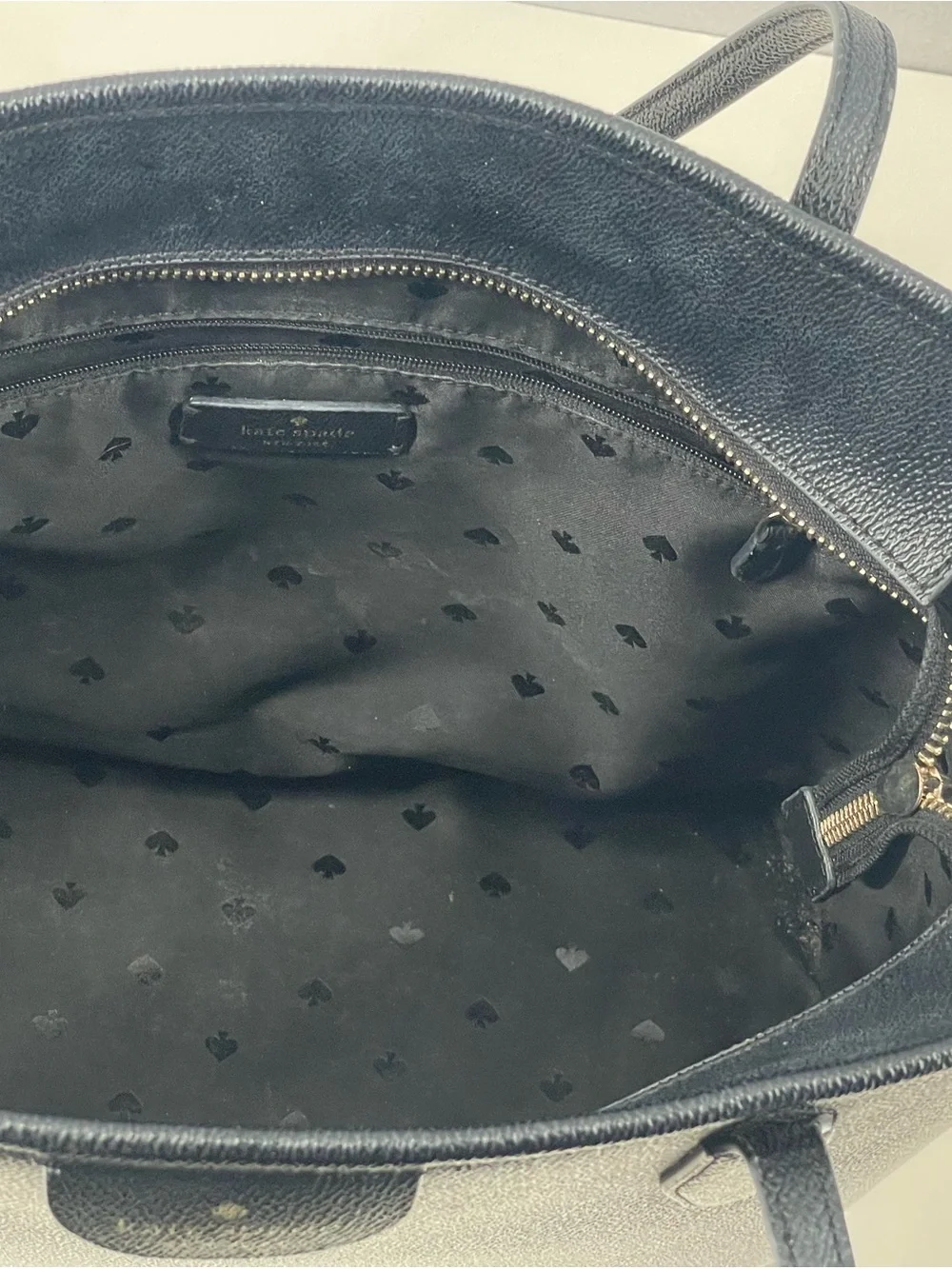 Kate Spade New York Black Tote Zip Top Gold Hardware Double Handles Pockets